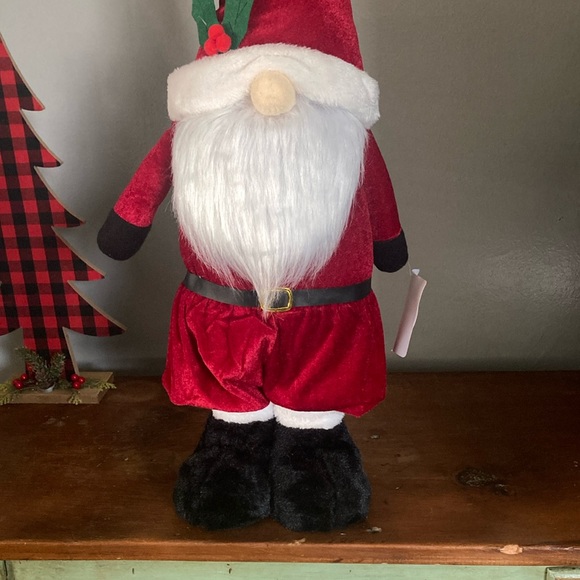 NWT- Beautiful Santa Greeter Gnome Decoration w/ Extendable Legs 27”-37” - Picture 7 of 17